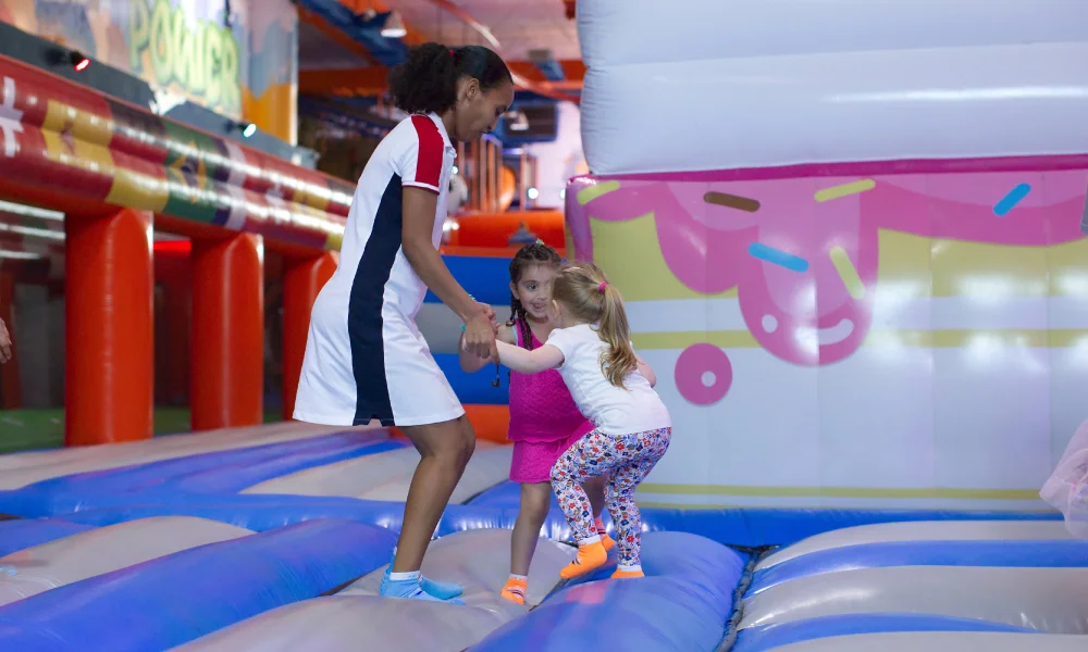FAMILY PASS 1 HOUR